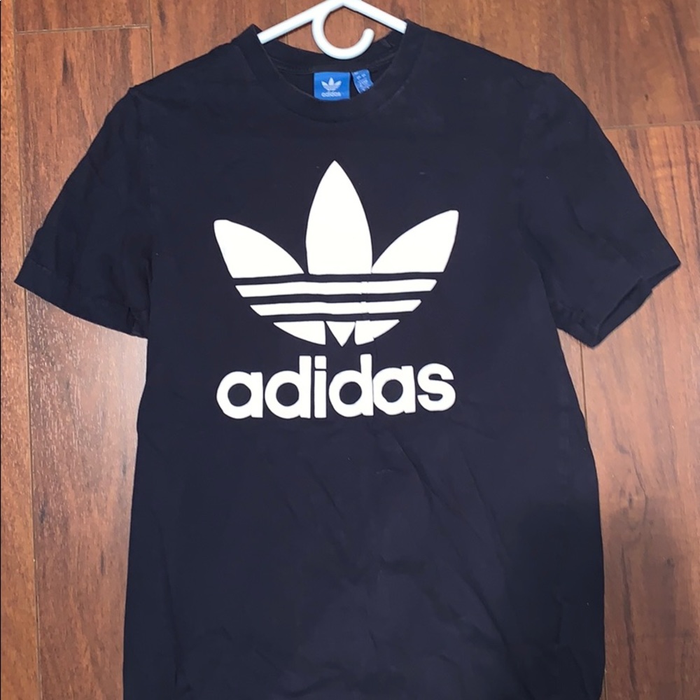 Adidas t shirt